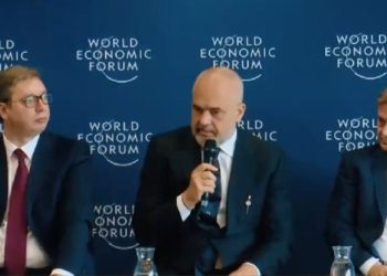 Negociatat, Rama në Davos: Ndihemi si një varkë në mes të detit, na e kanë marrë me forcë busullën