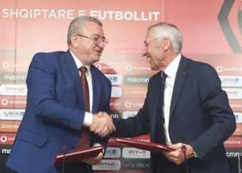 “Arrihet marrëveshja, Edi Reja firmos për 4 vite me Shqipërinë”