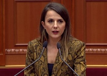 “Kush e ka fajin që prokurorit i bëhet atentat me kallashnikov”, Hajdari: Zoti kryeministër, dil dhe mbaj përgjegjësi