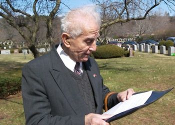 Përballja e “Sali Protopapës” me Dritëro Agollin dhe pamfletet politike të Agron Tufës