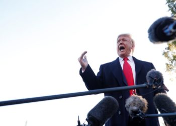 Analistët: Ngritja e akuzave për shkarkimin e presidentit Trump, një proces i gjatë