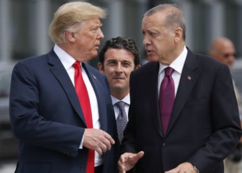 Erdogan vitizon Shtëpinë e Bardhë, në takimin me Trump bisedohet për Sirinë dhe raketat ruse