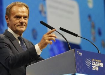 Merr 93% të votave, Donald Tusk zgjidhet në krye të Partive Popullore Europiane