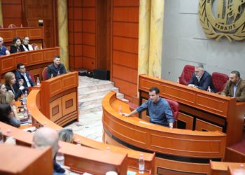 Bashkia e Tiranës 100 milionë lekë për Thumanën, Veliaj: Tirana ka ngritur flamurin e solidaritetit