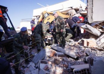 Tërmeti katastrofik, Qeveria shpall datën 27 nëntor Ditë Zie Kombëtare