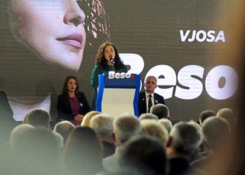 ‘Der Standard’/Vjosa Osmani: Marrëveshja me Vuçiç kur Europa të mos i përkëdhelë më
