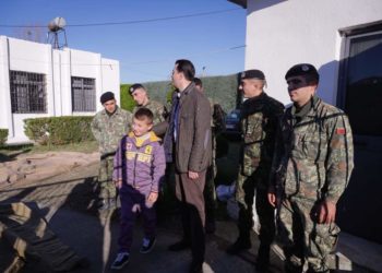 Basha takohet me ushtarakët në shërbim të qytetarëve në Bubq: Mirënjohje për sakrificën tuaj