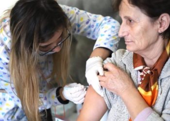 Shërbim shëndetësor falas për familjet e pastreha nga tërmeti