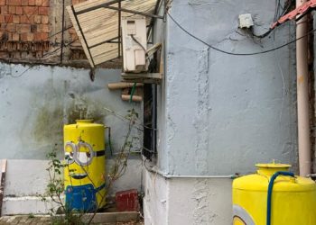 Sensibilizohen banorët e kryeqytetit, fillojnë heqjen vullnetarisht të depozitave