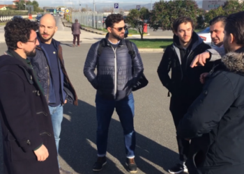 Zëri i Amerikës: Kush janë inxhinierët që erdhën nga SHBA për tërmetin