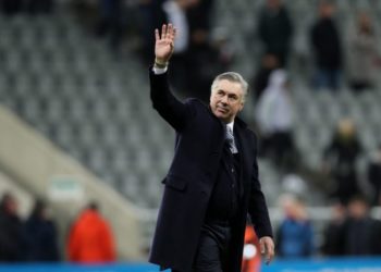 Premier League/Tifozët e Everton në dashuri me Ançelotin: Je fantastik!