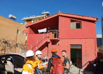 Fotot/ Skanimi i Durrësit dhe FSHZH me ekipet e huaja në terren në 3 grupe