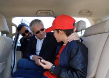 Ndihmoi në lirimin e Alvin Berishës nga kampi në Siri, Lleshaj i jep medaljen “Mirënjohje publike” Konsullit të Shqipërisë në Liban