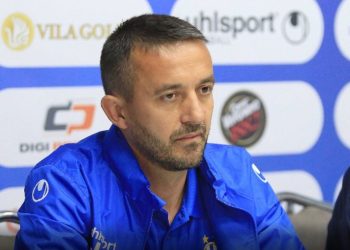 Ahmataj dorëhiqet nga drejtimi i Tiranës, një kandidat kryesor për stolin e skuadrës