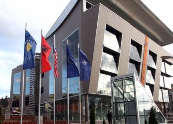 Akademia e Shkencave në Kosovë kundër minishengenit: Aleanca që shkojnë kundër interesave kombëtare