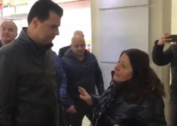 Pallati 12-katësh në Lezhë, Basha me banorët: Duhet ekspertizë serioze