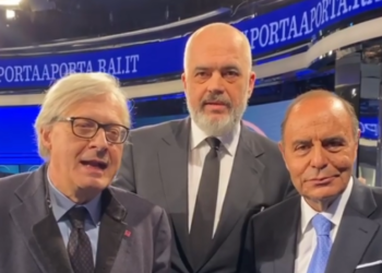 Bruno Vespa e Vittorio Sgarbi solidarizohen me shqiptarët: Të ringriheni më të fortë e të bukur
