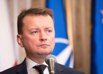 Tërmeti/ Ministri i Mbrojtjes Blaszczak: Do ta ndihmojmë Shqipërinë në terren