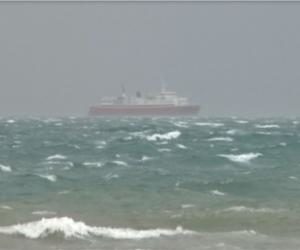 Vlorë/Deti arrin deri në 8 ballë, pezullohet lundrimi për këto kategori anijesh