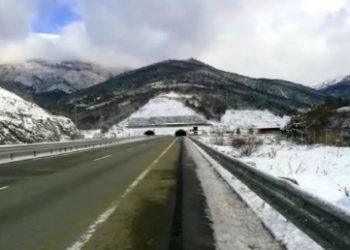 Dhjetori nis me ulje temperaturash, dëbora zbardh verilindjen