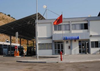 Fluks qytetarësh edhe në Qafë Botë, sa persona kanë hyrë në Shqipëri në 24 orët e fundit