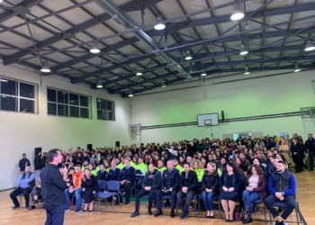 Veliaj apel bizneseve: Dhurata që mund t’i bëni qytetit për Vit të Ri është hapja e vendeve të punës