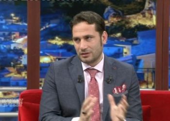 Elvis Naçi, “shkau” serb, dhe “vëllau” turk