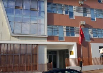Kronika/I dënuar për dy vrasje, lirohet nga burgu ish-anëtari i bandës së Gaxhait