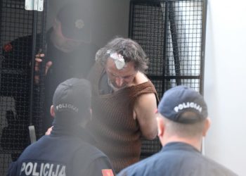 Familja nga Kopliku ekzekuton policin malazez, ja emrat (FOTOT)