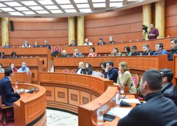 Bashkia e Tiranës miraton listën e tretë të bonusit të qirasë për 266 familje të prekura nga tërmeti