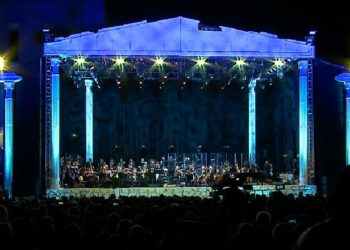 Solidaritet me të prekurit nga tërmeti, violinisti Shkëlzen Doli dhe filarmonia e Vjenës në koncert bamirësie