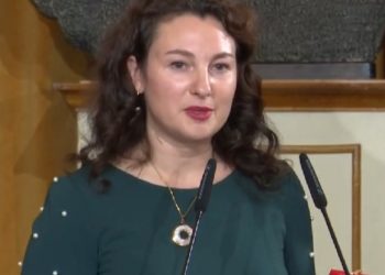 Rama dekoron heronjtë e shpëtimit pas tërmetit, SHBA-BE: Krenarë që ju ndihmuam!