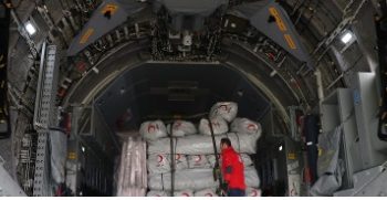 Turqia sjell avion me ndihma, nis puna edhe për ndërtimin e 500 banesave