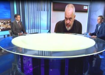 Tryezë e përbashkët PS-PD pas tërmetit? Oketa: Ftesë e pasinqertë, Rama e do Bashën për foto