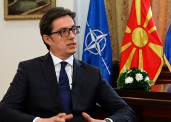 “Shqiptarët janë nën 20%”, reagon Presidenti Maqedonisë së Veriut: Këto deklarata janë përralla