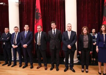 “S’ka më të paprekshëm”, Ambasada e SHBA: SPAK do t’i çojë para drejtësisë zyrtarët dhe bosët e krimi