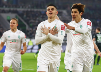 FOTO/ Rashica feston me shqiponjë golat me Werder dhe bën dedikim prekës: Për Shqipërinë