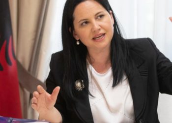 “22 grupe me ekspertë shqiptarë dhe të huaj do bëjnë verifikimin e banesave”, Voda: Sfida më e madhe, akomodimi