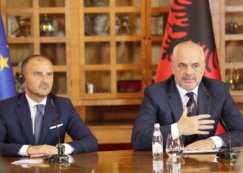 “400 donatorë europianë, ndihma për Shqipërinë”. Soreca rrëfen momentet pas tërmetit dhe telefonatën me Ramën