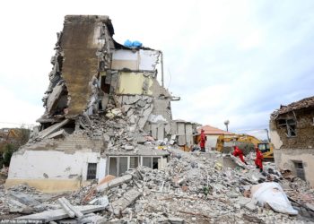 Mblidhte para për të prekurit nga tërmeti, drejtuesi i fondacionit nën hetim për mashtrim