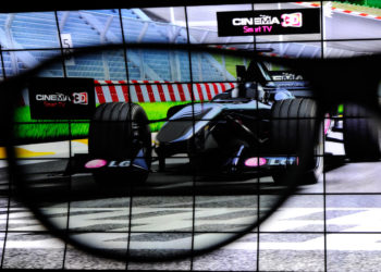 Doni të blini një televizor “smart”? FBI ju këshillon të ndërroni mendje…