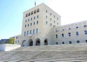 Pas 5 vitesh bllokim rihapen Doktoraturat, por “ashpërsohen” kriteret për t’u bërë Doktor Shkencash