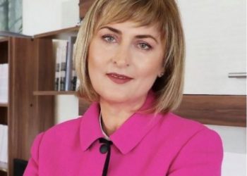 Jep dorëheqjen kryetarja e Bashkisë së Durrësit, Valbona Sako