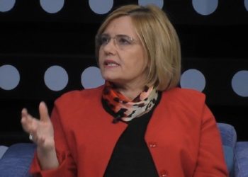 Ndryshimet në minutën e fundit tek “Anti-shpifja”, Vasilika Hysi sqaron pse u theksua në ligj “media audio-vizive”