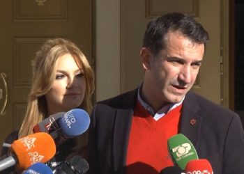 Veliaj uron Krishtlindjen: Tirana u ngrit në këmbë shumë shpejt pas tërmetit. Në 2020 më shumë energji dhe solidaritet