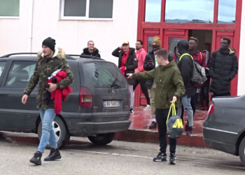 Proteston “Skënderbeu”/ Nuk dalin në stërvitje, duan rrogat!