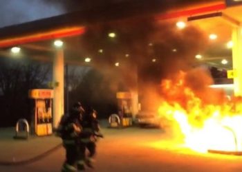 Shpërthen një karburant në hyrje të Kombinatit, nuk ka të lënduar nga flakët