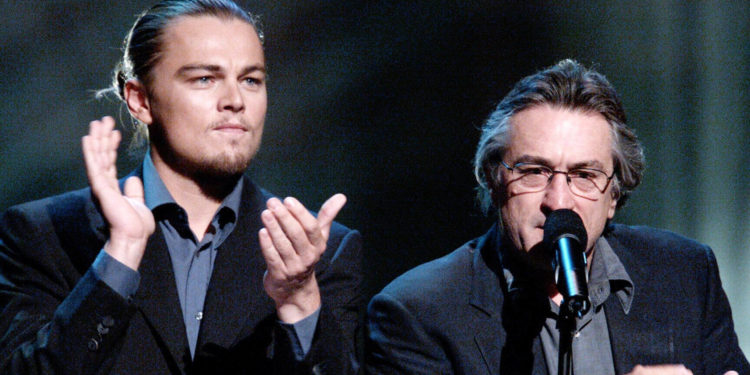 NEW YORK - OCTOBER 21: American actors Leonardo Di Caprio and Robert De Niro perform on stage at "The Concert for New York City" held at Madison Square Gardens on October 20, 2001 in New York. (Photo by Dave Hogan/Getty Images)