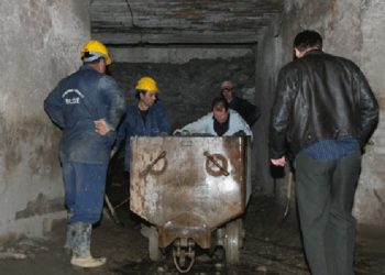Bulqizë/Aksidentohen dy punëtorë të minierës