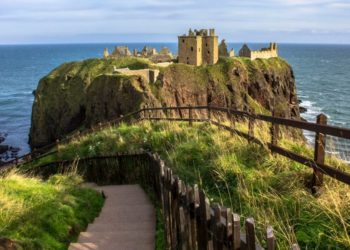 CNN publikon listën e 15 vendeve të bukura në Europë, por që kanë shumë pak turistë (Foto)